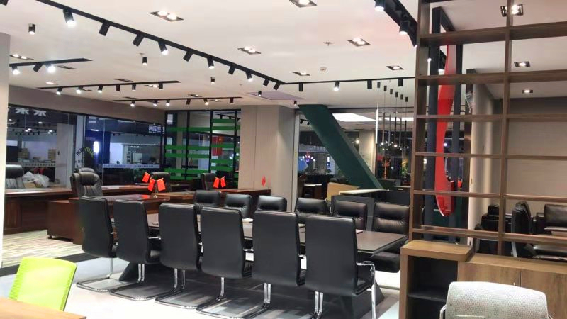 思進(jìn)家具湖南省長(zhǎng)沙市專(zhuān)賣(mài)店